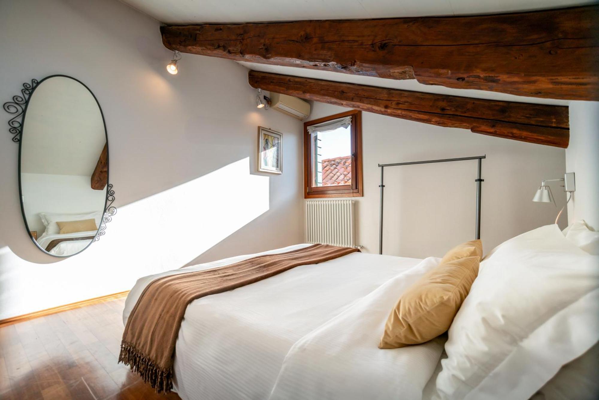 Hotel Palazzo San Luca Venecia Habitación foto