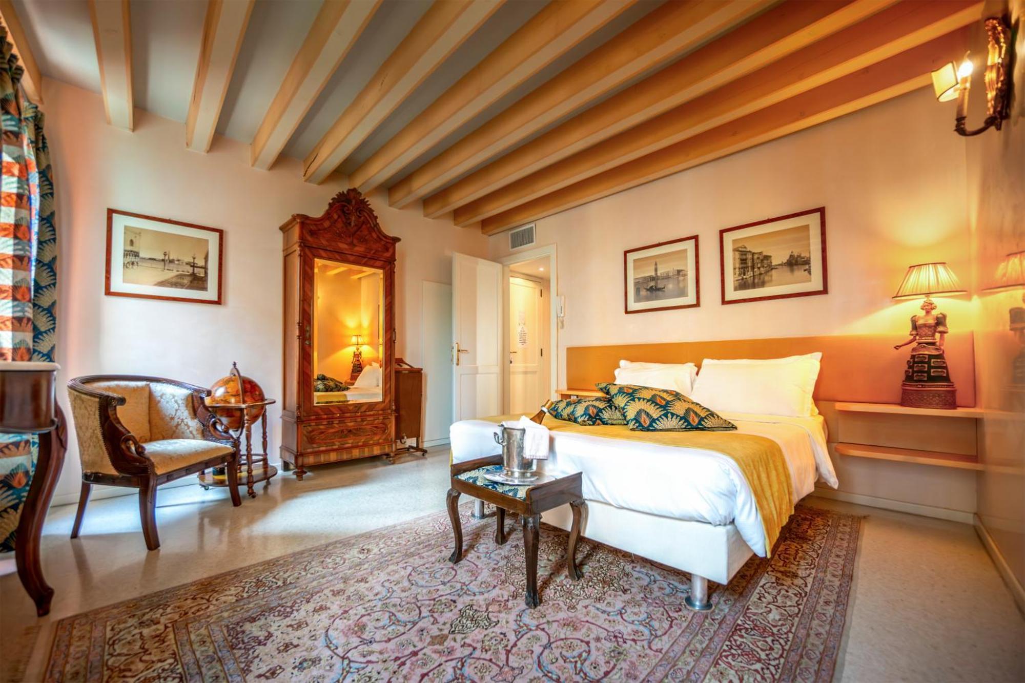 Hotel Palazzo San Luca Venecia Habitación foto